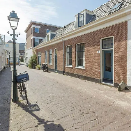 Picturesque Fisherman S House In Scheveningen Near The Shops * Den Haag